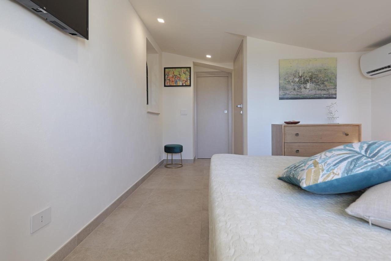 סן לאונה Mareli Suites מראה חיצוני תמונה