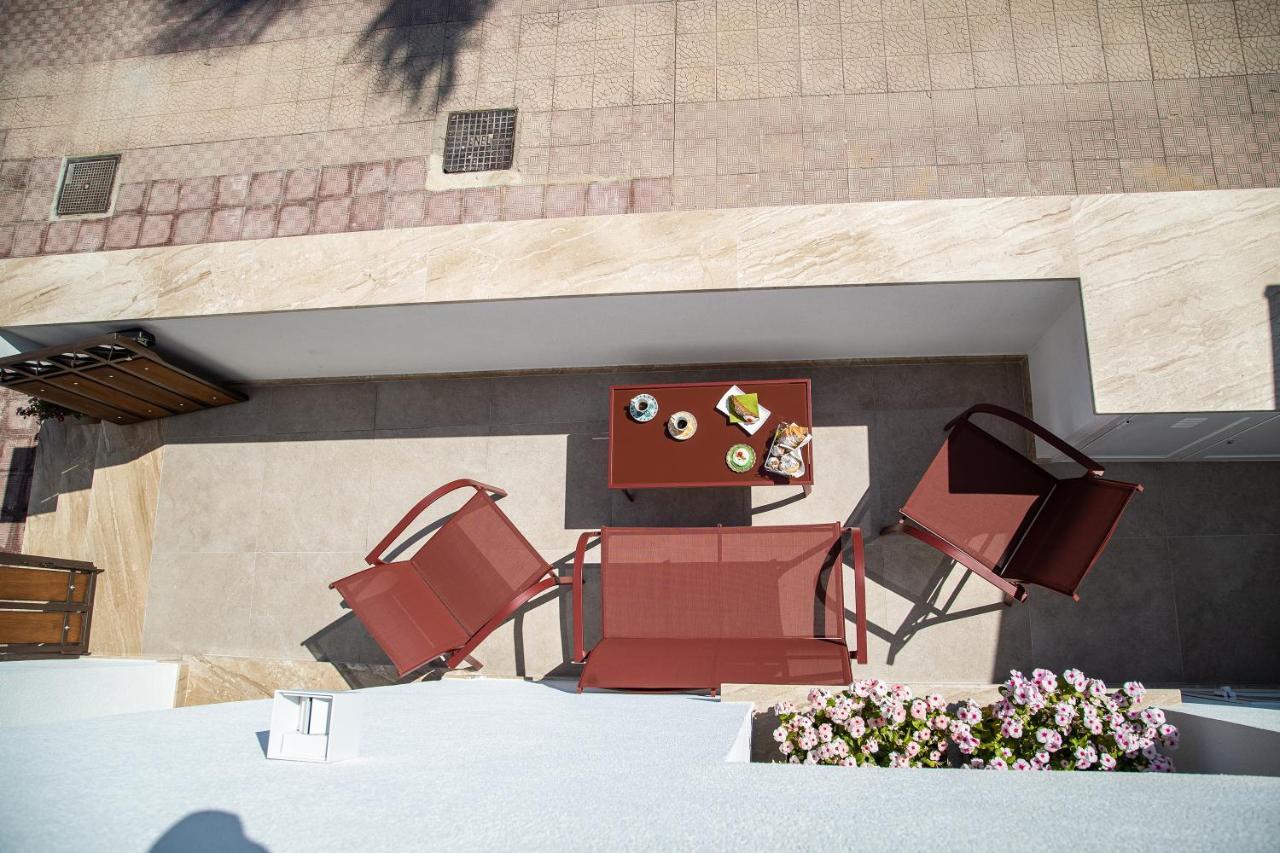 סן לאונה Mareli Suites מראה חיצוני תמונה